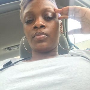 Meet your Posher, Shanika